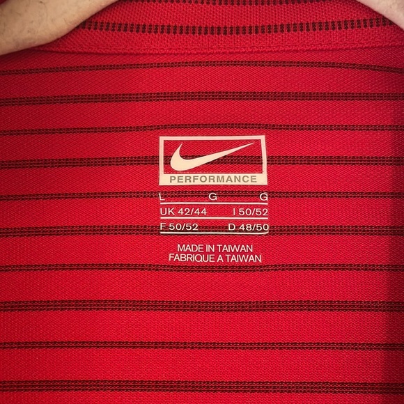 ⭐️SOLD - Men’s Nike Performance Red and Black Stripe Polo - size Large - Picture 4 of 10
